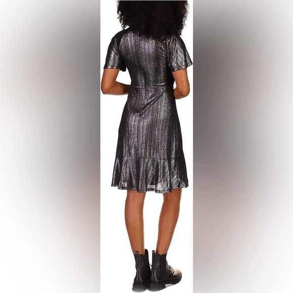 Michael Kors Stretch Metallic Flatter Sleeves Neck Details Dress - Picture 2 of 13